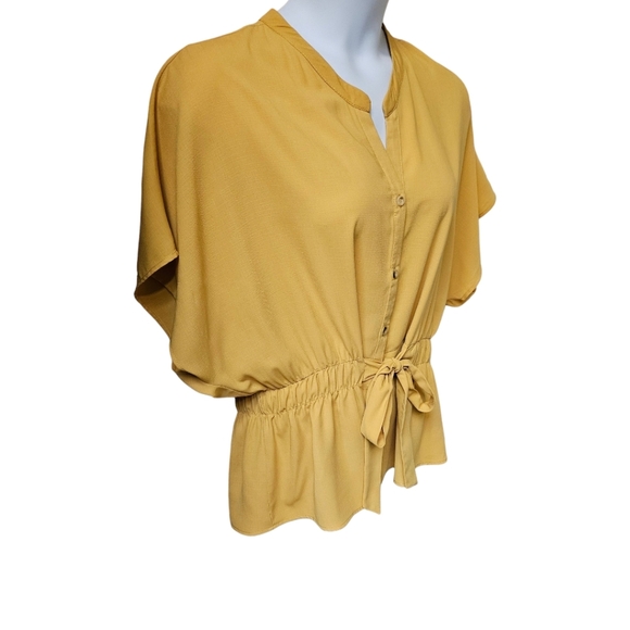 SWEETRAIN Plus Size Short Sleeve Tie Front Button Front Blouse 3X NWOT - Picture 6 of 13